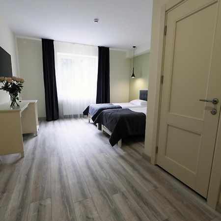 Hotel Golden Lemon Готель Золотий Лимон 리비프 외부 사진